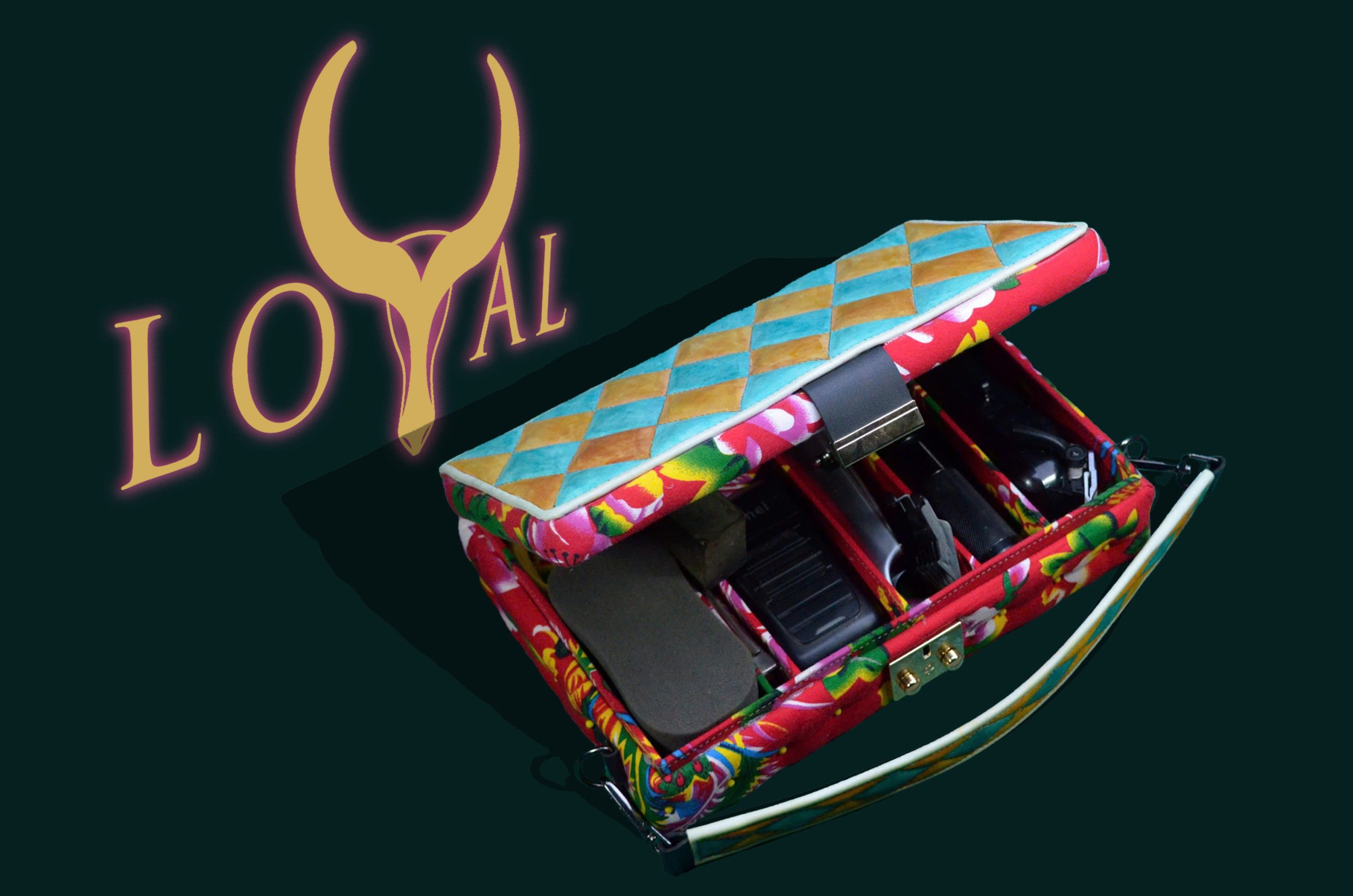 Chiếc hộp da cao cấp đựng đồ nghề barber: Hòa quyện phong cách cổ điển với thủ công tinh xảo từ LOYAL